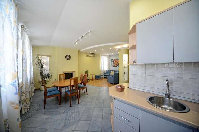 Апартаменты Artol Sophia Apartment Киев-14